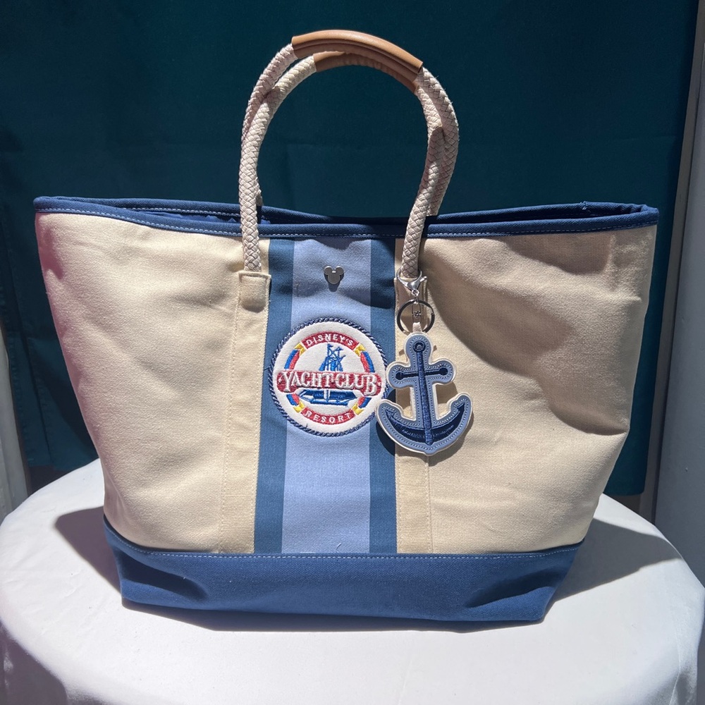 NWOT Disney Yacht Club Nautical Canvas Tote